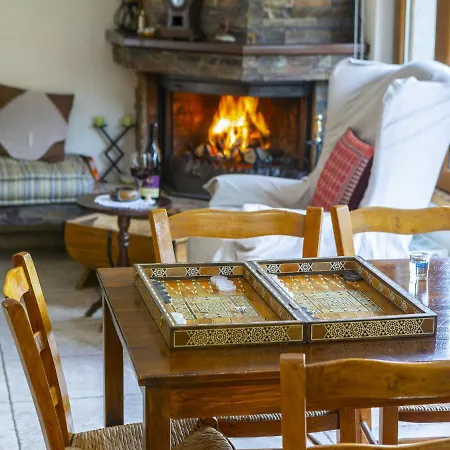 Villa Troodos Riverside *