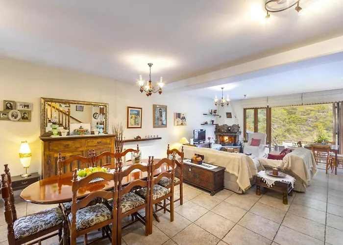 Villa Troodos Riverside